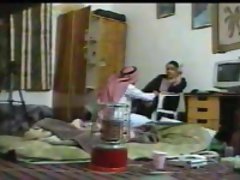 Saudi Arabian Couple Having Funnnn!
